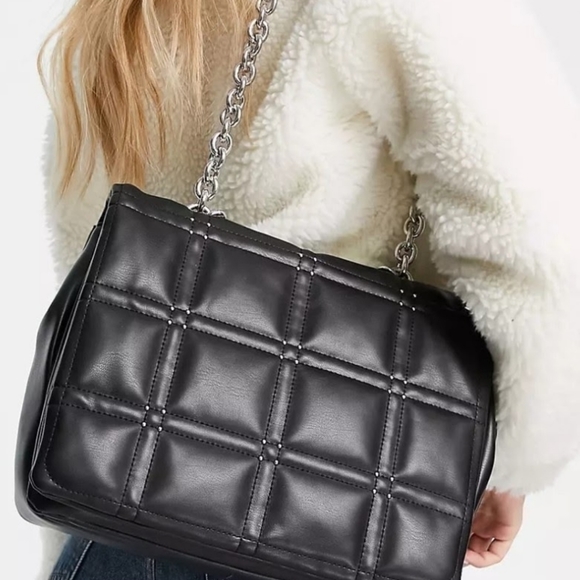 Topshop Handbags - BNWT Topshop quilted bag